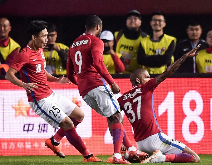  兰斯保级生死战告捷，主场力克直接竞争对手